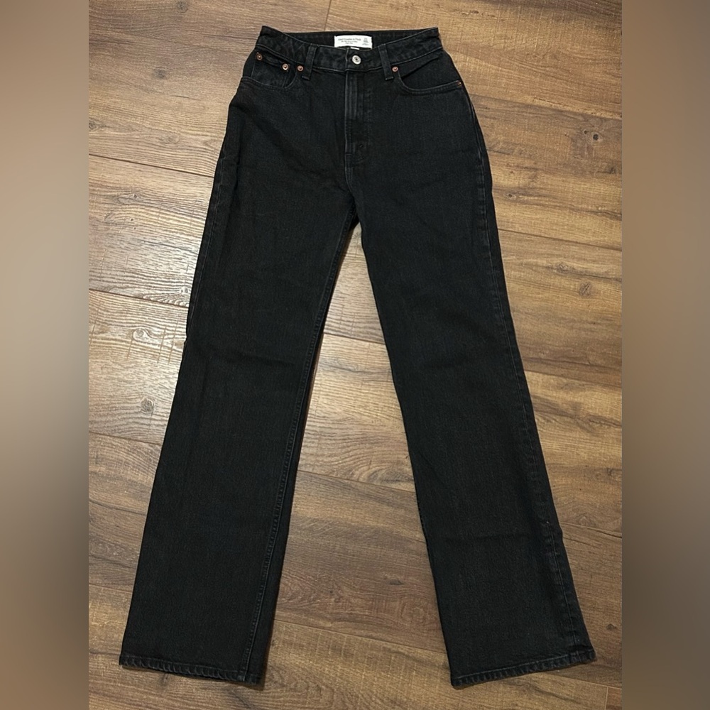 Abercrombie 90s Relaxed Jeans